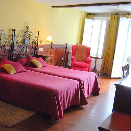 Hostel Santo Grial Santiago de Compostela