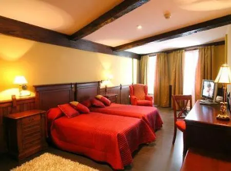 Hostel Santo Grial Santiago de Compostela