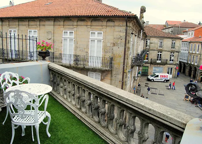 Santo Grial Hostel *