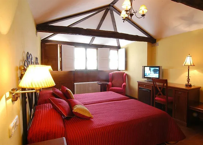 Pr Santo Grial San Giacomo di Compostella